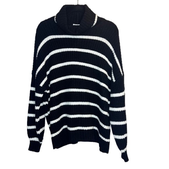 Splendid Women’s Knit Striped White/ Black Turtleneck Oversized Sweater Sz S - Picture 1 of 10